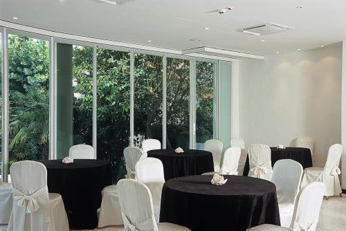 M Glamour Hotel กาบิชเชมาเร ภายนอก รูปภาพ